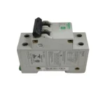 Disjuntor Schneider Easy C16 Z9f33216 - Imagem 3